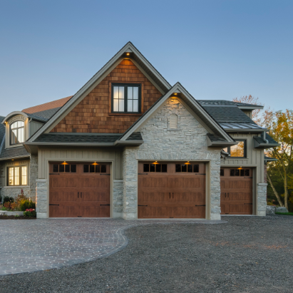 traditional style garage doors for builders